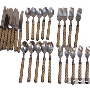 Twisted Rope Mid Century Lucite Handles 26 Pieces Spoon Fork Knife Teaspoon Vntg